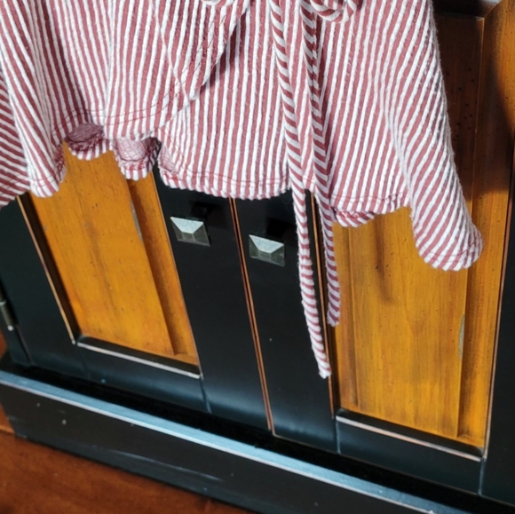 2 Cute Faux Wrap Tops S/M - Picture 12 of 12